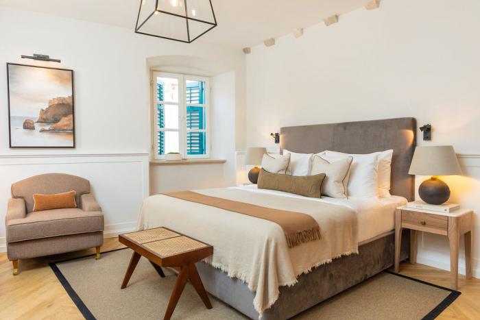 Premium King Annex - One Superking Bed